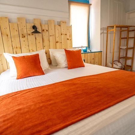 Munch House Hotel อาเลอเจอติ ภายนอก รูปภาพ