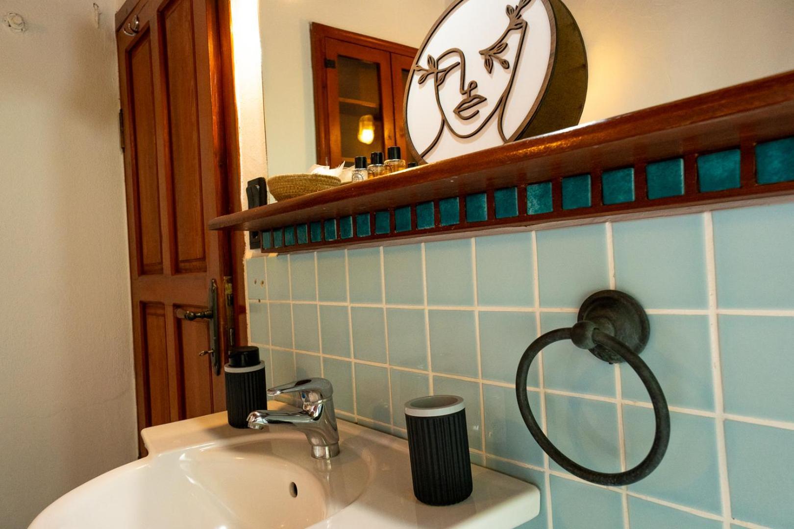 Munch House Hotel อาเลอเจอติ ภายนอก รูปภาพ