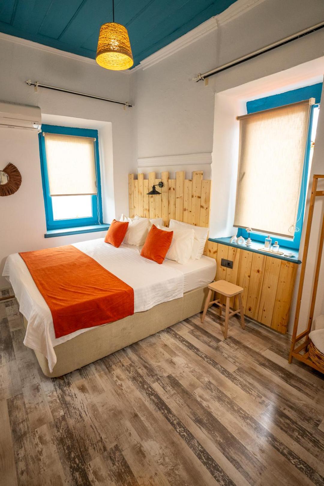 Munch House Hotel อาเลอเจอติ ภายนอก รูปภาพ